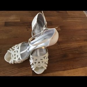 Unforgettable Moments White Heels